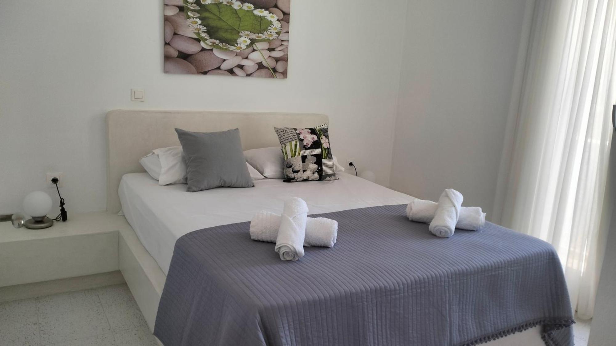 Θέαστρον - Theastron House With Great View In Chora Apartment Pera Gyalos Exterior photo